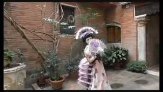 The aventurous life of two Geisha in Venice during the Carnival