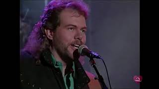 Toby Keith - A Little Less Talk \u0026 A Lot More Action(1994)(Music City Tonight 720p)