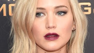 Sketchy Things Everyone Just Ignores About Jennifer Lawrence