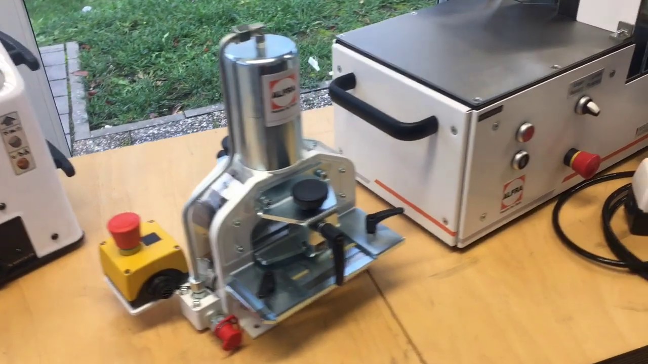 Sínhajlító Youtube