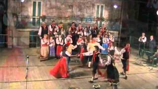 LA QUADRIGLIA - ballo di originine francese eseguito da quattro coppie