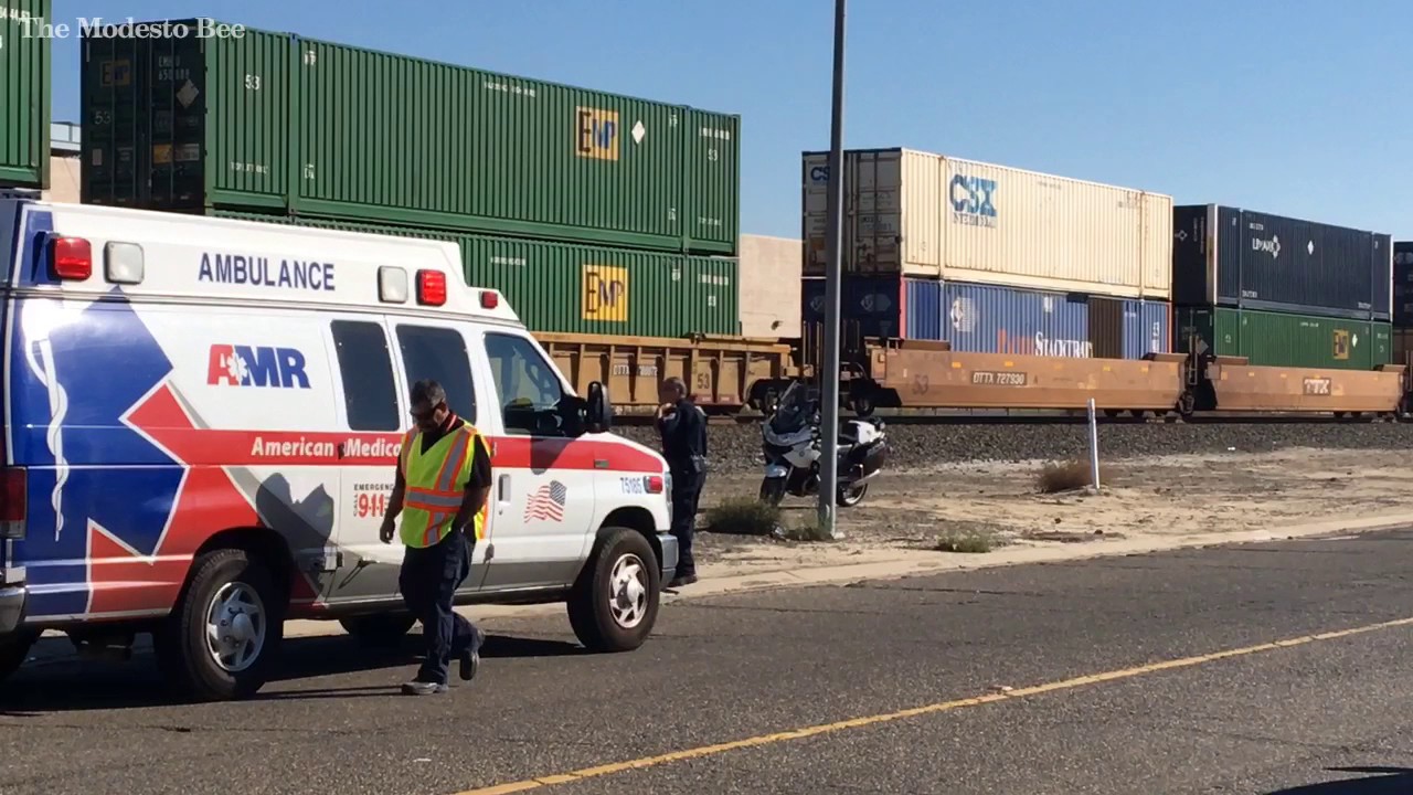 Fatal Train V Pedestrian In Turlock - YouTube