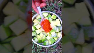 Raw Mango cutting Chilli  with salt Recipe