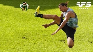 Zlatan Ibrahimovic ⚽️ Craziest Skills & Goals in Training