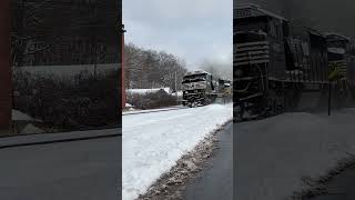 #train Norfolk Southern Freight Train Rips Horn through Shirley Mass