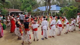 ৫০-ৰো অধিক ঢুলীয়া-নাচনীৰ একেলগে বিহুনাচৰ আখৰা।।ঢোলৰ গুমগুমণিৰে সুন্দৰ পৰিৱেশ #অসমীয়াসংস্কৃতি