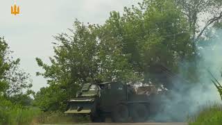 Ukrainian RM-70 Vampire MLRS Fires Rockets At Russian Military Positions On The Frontlines