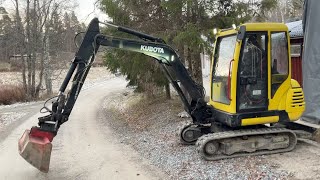 Köp Grävmaskin Kubota KX71-2 med skopor på Klaravik