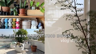 Taking Down my studio - Day 5 - VLOG