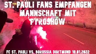 FC St. Pauli (USP) vs. Borussia Dortmund (BVB) 18.01.2022 DFB Pokal Fans empfangen Mannschaft live