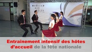 Entraînement intensif pour l’équipe d’hôtes et d’hôtesses d’accueil de la fête nationale