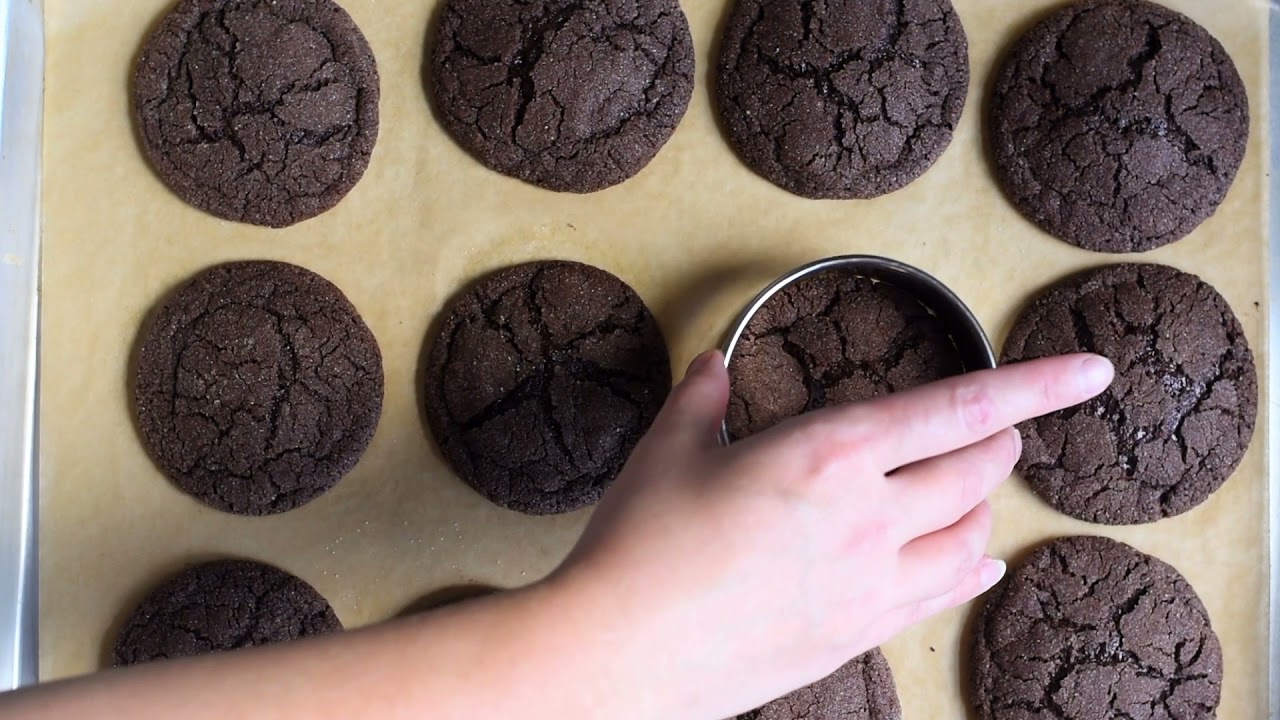 How To Make Perfectly Round Cookies - YouTube