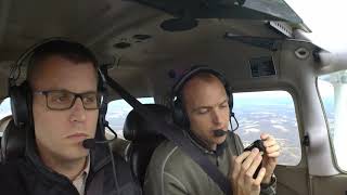 How to find a good aviation flashlight - flight test in a Cessna 172 (Product PIREP Video)