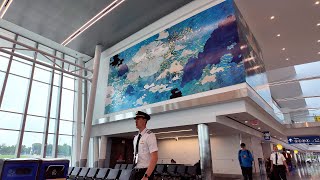 Art in the Airport - Where Earth Meets Sky