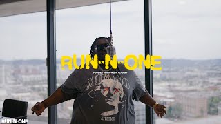 256 Biggz - Motion Man [Run N One Live Performance]