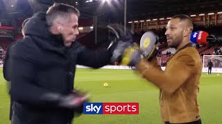 Jamie Carragher works on the pads with Kell Brook! 🥊