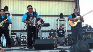 Los Arcos Hermanos Pena live @ Party at the Lake 2012-El Borracho Del Ano-Lubbock, TX