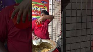 ট্রেনে বসে বাচ্চার বিরিয়ানি #food #feed #trending #biriyani #streetfood #shorts #short #mutton #yt