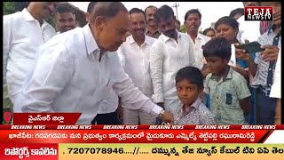 ఖాజీపేట : గడపగడపకు మన ప్రభుత్వం కార్యక్రమంలో మైదుకూరు ఎమ్మెల్యే శెట్టిపల్లి రఘురామిరెడ్డి