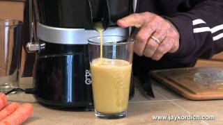 Jay Kordich makes Cantaloupe Juice