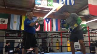 Boxing Champ Alexender Usyk And Russ Anber Working Mitts - esnews boxing