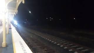 3BM4 passes through Albury station on a 1 degree night