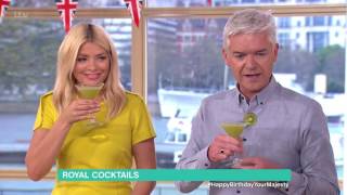 The Queen's Favourite Cocktail | This Morning