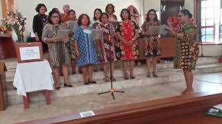 Persembahan pujian di Gereja POUK Sunter