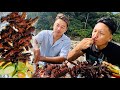 CHICKEN FEET AND HEAD COOKING AT RIVER SIDE