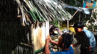 camping‼️ di guyur hujan deras-camp \u0026 fishing-membangun tempat berlindung di pinggir sungai-ASMR