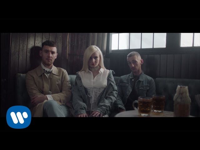 Clean Bandit - Rockabye (feat. Sean Paul & Anne-Marie) Clean Bandit - Rockabye (feat. Sean Paul & Anne-Marie)