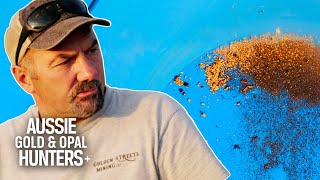 Dave Turin Discovers Gold On A South Oregon Beach! | America's Backyard Gold