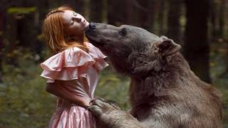 Gra o Tron - CUDOWNA PANNA I BRUNATNY MIŚ (The Bear and the Maiden Fair in Polish) - Marcin Gąbka