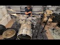 Drumming along the soulful track 'I wanted summer with you' by Couch