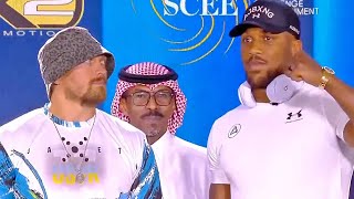 OLEKSANDR USYK REFUSES TO BREAK FACE OFF WITH ANTHONY JOSHUA  IN FIRST FACE OFF FOR REMATCH!
