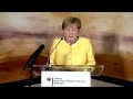 merkel spricht angehörigen der hochwasser toten ihr beileid aus