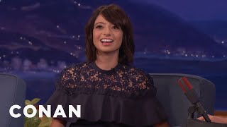 Kate Micucci Has A 24-Year-Old Frog | CONAN on TBS