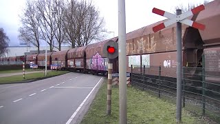 Spoorwegovergang Amsterdam // Dutch railroad crossing