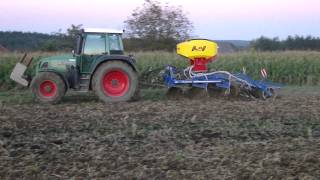 Zwischenfruchtanbau mit APV PS 800 M1 auf Köckerling Grubber / Intercrop seeding