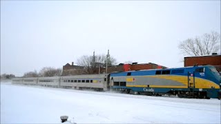 VIA RAIL GE LOCO PULLING CLASSIC BUD CARS