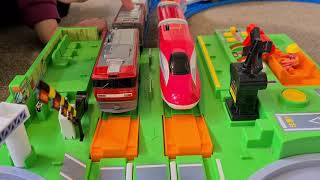 Unbox Tomica Plarail E500-10 Kintaro Freight Trains