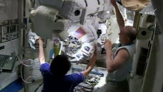 NASA astronauts complete space walk