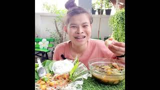 แกงหน่อไม้ตำบักหุ่งแชบๆนำกันเด้อจ้า กินจนสิเบิดเป็นถ้วย🤣🥗🤣