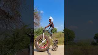 ఇదేందయ్యా ఇది..మేము ఎక్కడ సూడలే...#funny #bike #crazy #boys #trending #viralshorts #ytshorts #viral