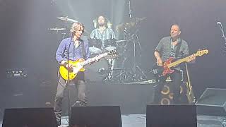 Money for Nothing! Dire Straits Live at the Olympia Threatre