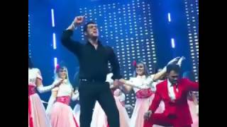 Super star Salman Khan sing Jag Ghumiya in Dabangg Tour at Melbourne || 2017 || Sultan