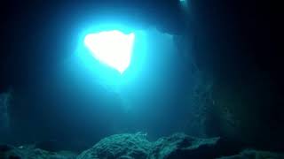 Freediving the Cala Morell Tunnel