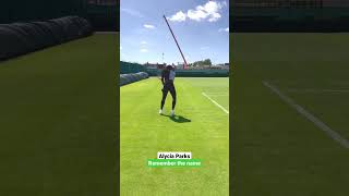 The athletic Alycia Parks (WTA n°51). Remember the name.