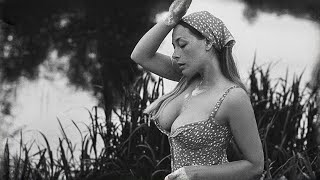 ✨📸 Rare Hollywood Celebrity Photos You Were Never Meant to See