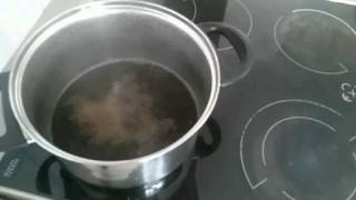 Boiling Coca-Cola (timelapse)